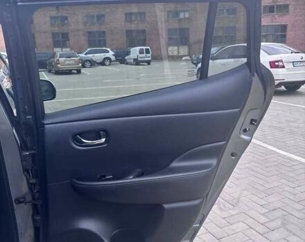 Сірий Ніссан Ліф, об'ємом двигуна 0 л та пробігом 108 тис. км за 7500 $, фото 11 на Automoto.ua