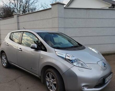 Серый Ниссан Лиф, объемом двигателя 0 л и пробегом 99 тыс. км за 6100 $, фото 1 на Automoto.ua