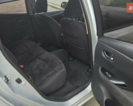 Серый Ниссан Лиф, объемом двигателя 0 л и пробегом 126 тыс. км за 7500 $, фото 12 на Automoto.ua