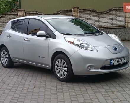 Сірий Ніссан Ліф, об'ємом двигуна 0 л та пробігом 118 тис. км за 6600 $, фото 8 на Automoto.ua