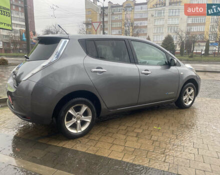 Серый Ниссан Лиф, объемом двигателя 0 л и пробегом 125 тыс. км за 6399 $, фото 3 на Automoto.ua