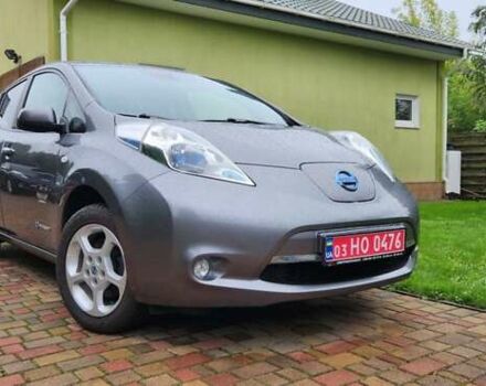 Серый Ниссан Лиф, объемом двигателя 0 л и пробегом 120 тыс. км за 6550 $, фото 4 на Automoto.ua