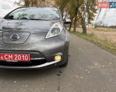 Сірий Ніссан Ліф, об'ємом двигуна 0 л та пробігом 138 тис. км за 5950 $, фото 8 на Automoto.ua
