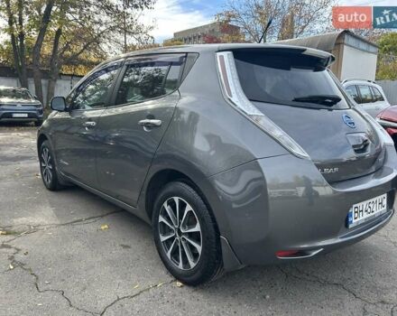 Сірий Ніссан Ліф, об'ємом двигуна 0 л та пробігом 186 тис. км за 6700 $, фото 2 на Automoto.ua