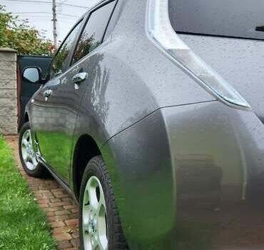 Серый Ниссан Лиф, объемом двигателя 0 л и пробегом 120 тыс. км за 6550 $, фото 19 на Automoto.ua