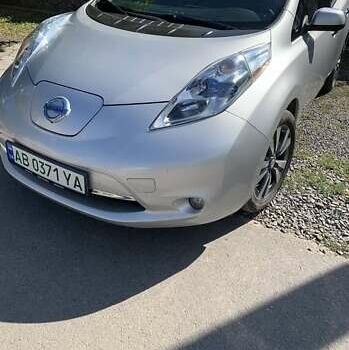 Сірий Ніссан Ліф, об'ємом двигуна 0 л та пробігом 148 тис. км за 6400 $, фото 14 на Automoto.ua