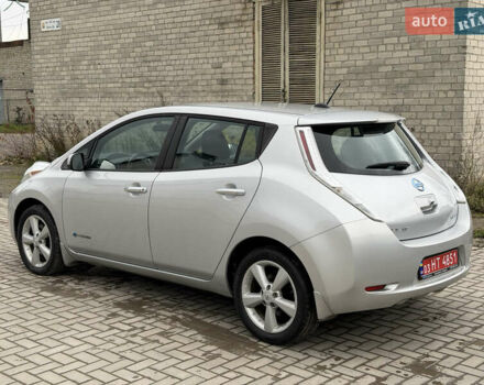 Серый Ниссан Лиф, объемом двигателя 0 л и пробегом 134 тыс. км за 6499 $, фото 8 на Automoto.ua