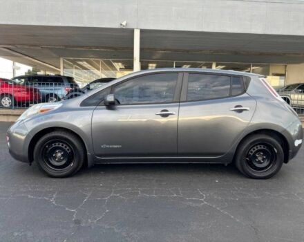 Серый Ниссан Лиф, объемом двигателя 0 л и пробегом 81 тыс. км за 4700 $, фото 3 на Automoto.ua