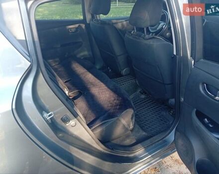 Серый Ниссан Лиф, объемом двигателя 0 л и пробегом 244 тыс. км за 5999 $, фото 16 на Automoto.ua