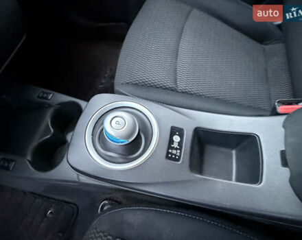 Серый Ниссан Лиф, объемом двигателя 0 л и пробегом 86 тыс. км за 6999 $, фото 25 на Automoto.ua