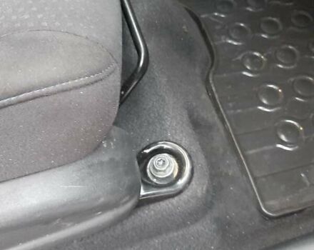 Серый Ниссан Лиф, объемом двигателя 0 л и пробегом 129 тыс. км за 7100 $, фото 69 на Automoto.ua