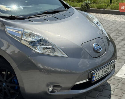 Серый Ниссан Лиф, объемом двигателя 0 л и пробегом 137 тыс. км за 6900 $, фото 2 на Automoto.ua