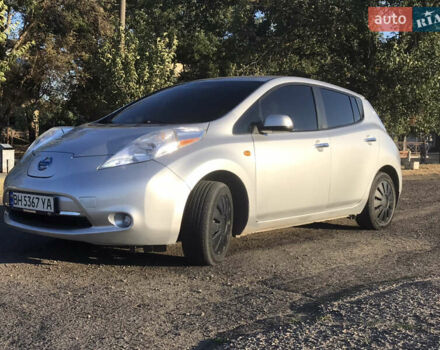 Сірий Ніссан Ліф, об'ємом двигуна 0 л та пробігом 164 тис. км за 6300 $, фото 1 на Automoto.ua