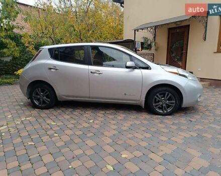 Ниссан Лиф 2014 в Ровно на Automoto.ua Серый Ниссан Лиф, объемом двигателя 0 л и пробегом 118 тыс. км за 5700 $, фото 18 на Automoto.ua