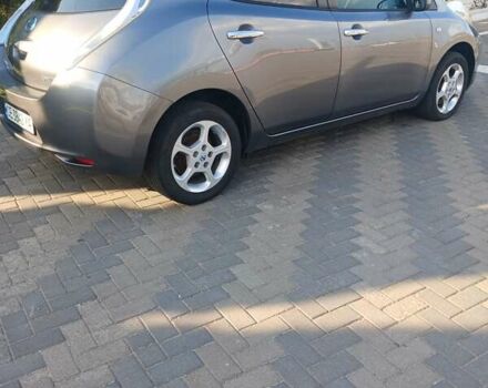 Сірий Ніссан Ліф, об'ємом двигуна 0 л та пробігом 142 тис. км за 7200 $, фото 1 на Automoto.ua