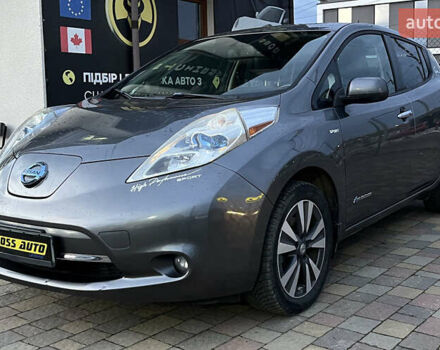 Серый Ниссан Лиф, объемом двигателя 0 л и пробегом 122 тыс. км за 7500 $, фото 2 на Automoto.ua