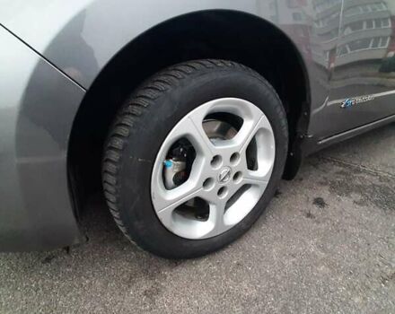 Серый Ниссан Лиф, объемом двигателя 0 л и пробегом 129 тыс. км за 7100 $, фото 39 на Automoto.ua