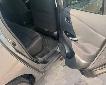 Сірий Ніссан Ліф, об'ємом двигуна 0 л та пробігом 142 тис. км за 7200 $, фото 21 на Automoto.ua