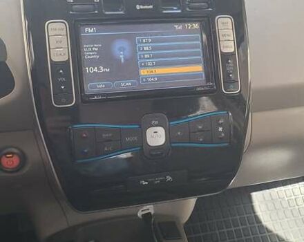 Сірий Ніссан Ліф, об'ємом двигуна 0 л та пробігом 81 тис. км за 7800 $, фото 9 на Automoto.ua