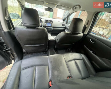 Серый Ниссан Лиф, объемом двигателя 0 л и пробегом 143 тыс. км за 6900 $, фото 11 на Automoto.ua