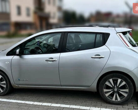 Сірий Ніссан Ліф, об'ємом двигуна 0 л та пробігом 172 тис. км за 7500 $, фото 9 на Automoto.ua