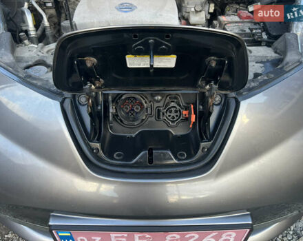 Ниссан Лиф 2014 в Черновцах на Automoto.ua Серый Ниссан Лиф, объемом двигателя 0 л и пробегом 83 тыс. км за 5900 $, фото 40 на Automoto.ua