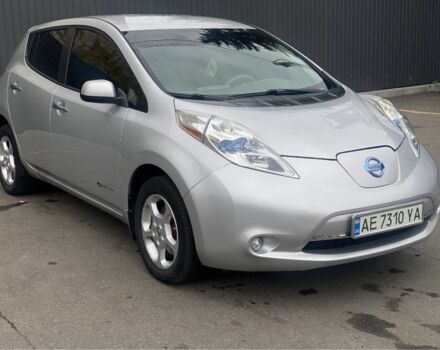 Сірий Ніссан Ліф, об'ємом двигуна 0 л та пробігом 200 тис. км за 6800 $, фото 1 на Automoto.ua