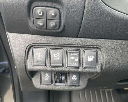 Сірий Ніссан Ліф, об'ємом двигуна 0 л та пробігом 133 тис. км за 6250 $, фото 13 на Automoto.ua