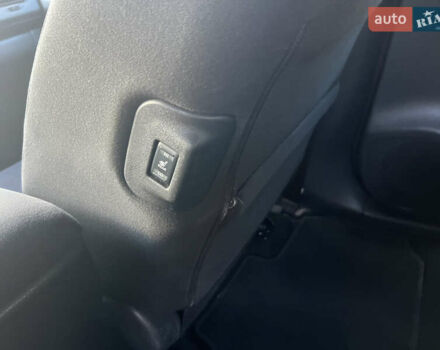 Ниссан Лиф 2014 в Черновцах на Automoto.ua Серый Ниссан Лиф, объемом двигателя 0 л и пробегом 83 тыс. км за 5900 $, фото 29 на Automoto.ua