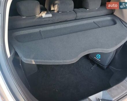 Сірий Ніссан Ліф, об'ємом двигуна 0 л та пробігом 142 тис. км за 7200 $, фото 15 на Automoto.ua