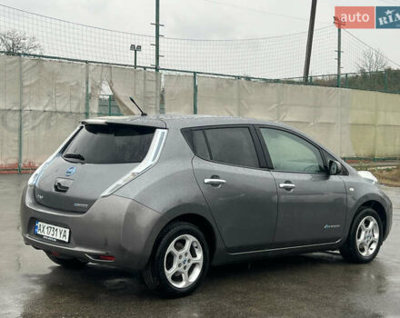 Ниссан Лиф 2014 в Харькове на Automoto.ua Серый Ниссан Лиф, объемом двигателя 0 л и пробегом 112 тыс. км за 6999 $, фото 5 на Automoto.ua