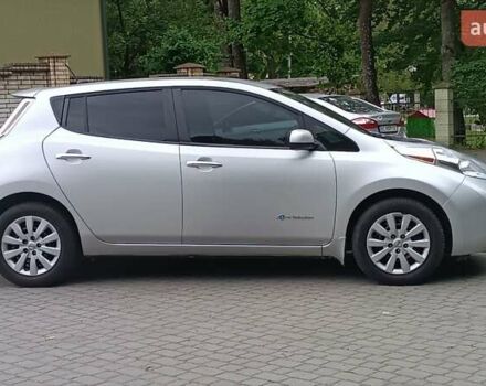 Сірий Ніссан Ліф, об'ємом двигуна 0 л та пробігом 118 тис. км за 6600 $, фото 7 на Automoto.ua