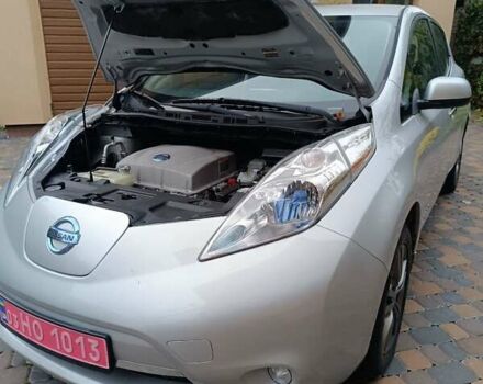 Ниссан Лиф 2014 в Ровно на Automoto.ua Серый Ниссан Лиф, объемом двигателя 0 л и пробегом 118 тыс. км за 5700 $, фото 59 на Automoto.ua