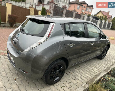 Серый Ниссан Лиф, объемом двигателя 0 л и пробегом 99 тыс. км за 6900 $, фото 5 на Automoto.ua