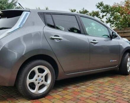 Серый Ниссан Лиф, объемом двигателя 0 л и пробегом 120 тыс. км за 6550 $, фото 3 на Automoto.ua