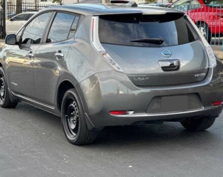 Серый Ниссан Лиф, объемом двигателя 0 л и пробегом 81 тыс. км за 4700 $, фото 7 на Automoto.ua