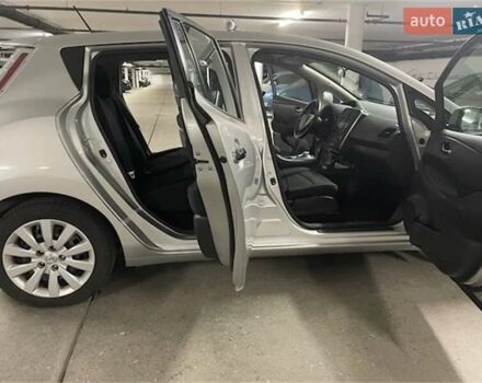 Сірий Ніссан Ліф, об'ємом двигуна 0 л та пробігом 88 тис. км за 7800 $, фото 11 на Automoto.ua