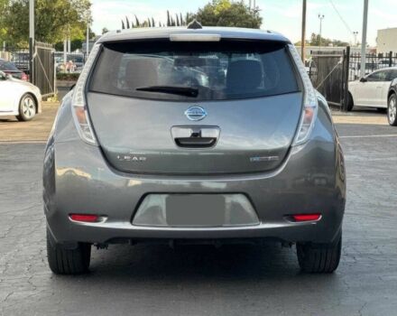 Серый Ниссан Лиф, объемом двигателя 0 л и пробегом 81 тыс. км за 4700 $, фото 6 на Automoto.ua