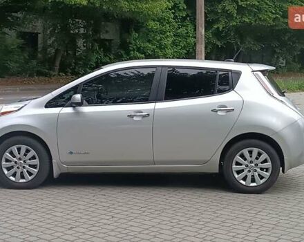 Сірий Ніссан Ліф, об'ємом двигуна 0 л та пробігом 118 тис. км за 6600 $, фото 3 на Automoto.ua