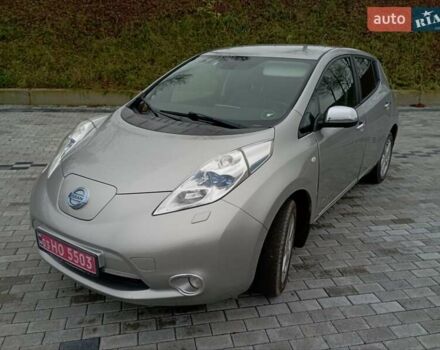 Серый Ниссан Лиф, объемом двигателя 0 л и пробегом 132 тыс. км за 5950 $, фото 11 на Automoto.ua