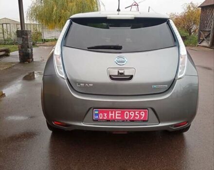 Серый Ниссан Лиф, объемом двигателя 0 л и пробегом 99 тыс. км за 7400 $, фото 5 на Automoto.ua