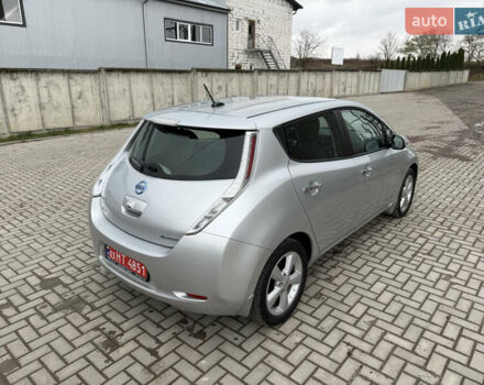 Серый Ниссан Лиф, объемом двигателя 0 л и пробегом 134 тыс. км за 6499 $, фото 6 на Automoto.ua