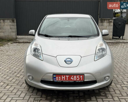 Серый Ниссан Лиф, объемом двигателя 0 л и пробегом 134 тыс. км за 6499 $, фото 1 на Automoto.ua