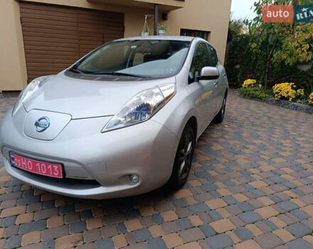 Ниссан Лиф 2014 в Ровно на Automoto.ua Серый Ниссан Лиф, объемом двигателя 0 л и пробегом 118 тыс. км за 5700 $, фото 27 на Automoto.ua