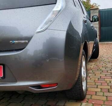 Серый Ниссан Лиф, объемом двигателя 0 л и пробегом 120 тыс. км за 6550 $, фото 20 на Automoto.ua