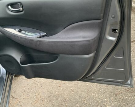 Серый Ниссан Лиф, объемом двигателя 0 л и пробегом 153 тыс. км за 7600 $, фото 4 на Automoto.ua