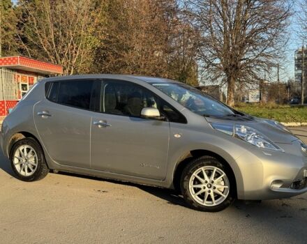 Сірий Ніссан Ліф, об'ємом двигуна 0 л та пробігом 113 тис. км за 6500 $, фото 5 на Automoto.ua