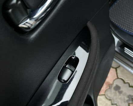 Серый Ниссан Лиф, объемом двигателя 0 л и пробегом 139 тыс. км за 7200 $, фото 33 на Automoto.ua