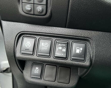 Сірий Ніссан Ліф, об'ємом двигуна 0 л та пробігом 135 тис. км за 6200 $, фото 16 на Automoto.ua