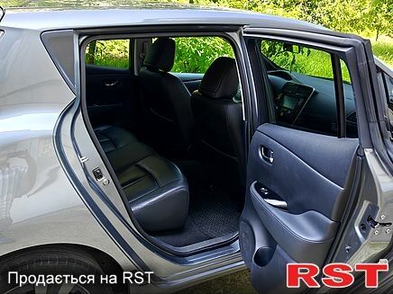 Серый Ниссан Лиф, объемом двигателя 80 л и пробегом 103 тыс. км за 7749 $, фото 3 на Automoto.ua
